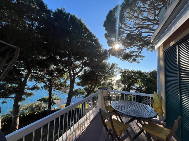 Appartamento in Vendita a Arenzano