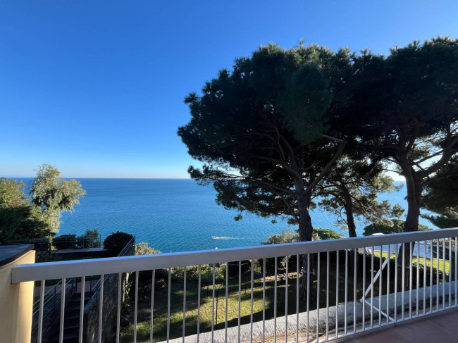 Appartamento in vendita a Arenzano