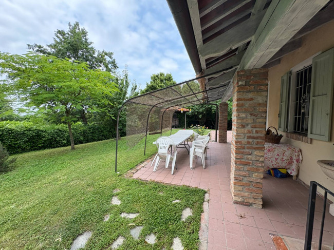 Cascina in Vendita a Villadeati