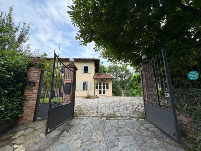 Cascina in Vendita a Villadeati