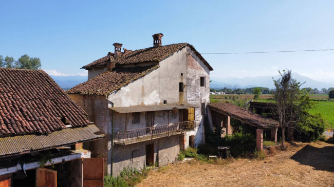 Casa Colonica in vendita a Rocca de' Baldi