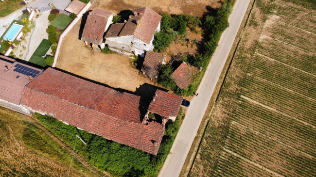 Casa Colonica in vendita a Rocca de' Baldi