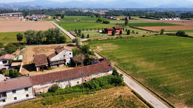 Casa Colonica in vendita a Rocca de' Baldi