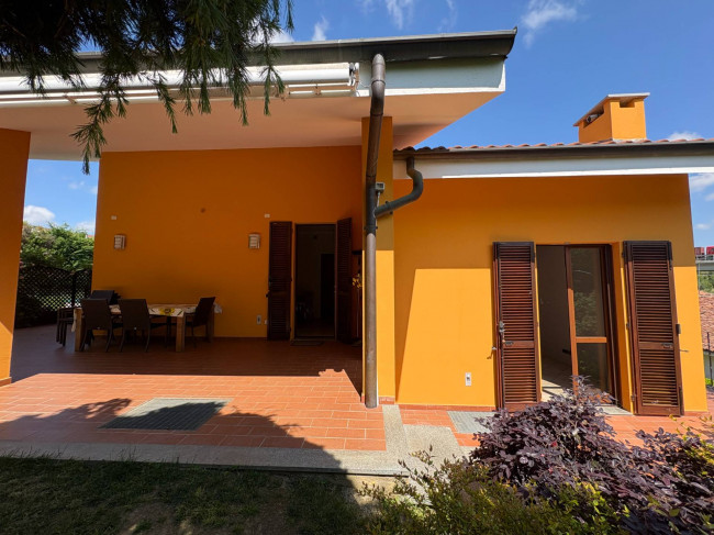 Villa in Vendita a Asti