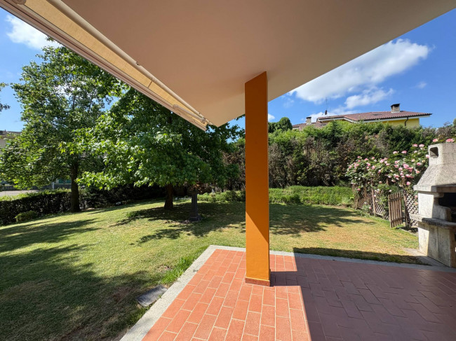 Villa in Vendita a Asti