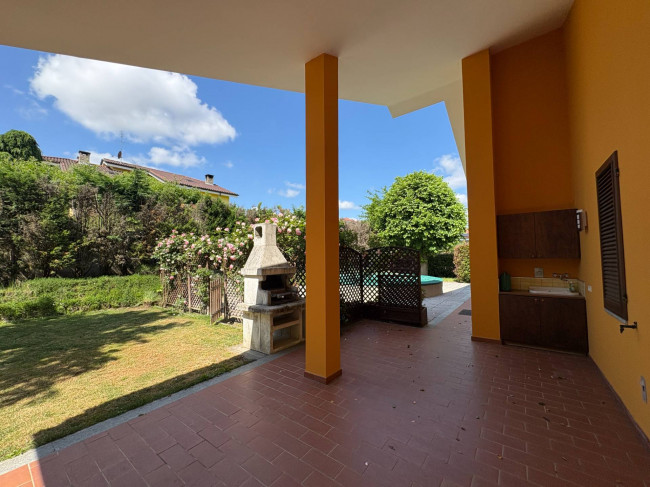 Villa in Vendita a Asti