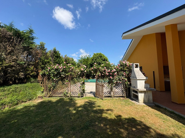 Villa in Vendita a Asti