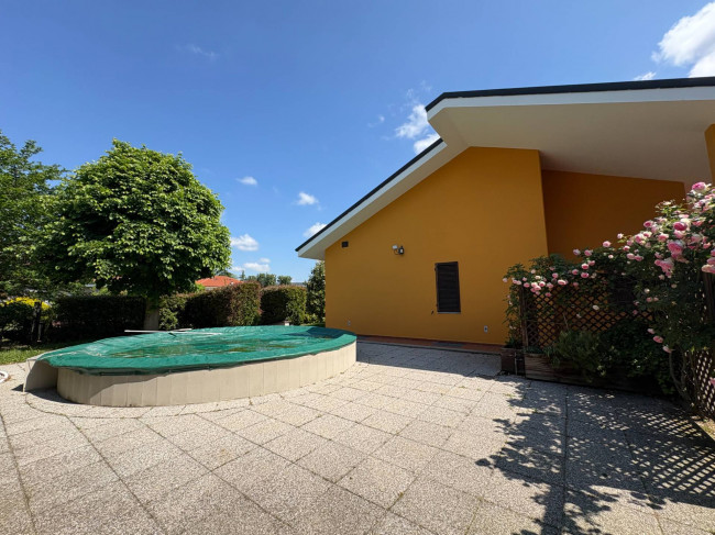 Villa in Vendita a Asti