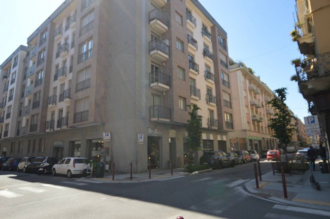 Locale commerciale in affitto a Torino