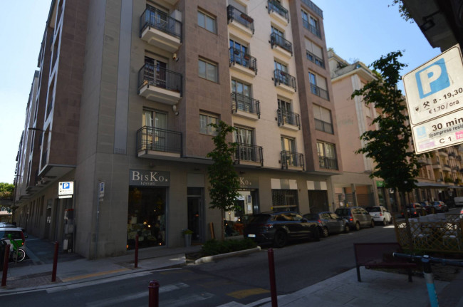 Locale commerciale in affitto a Torino