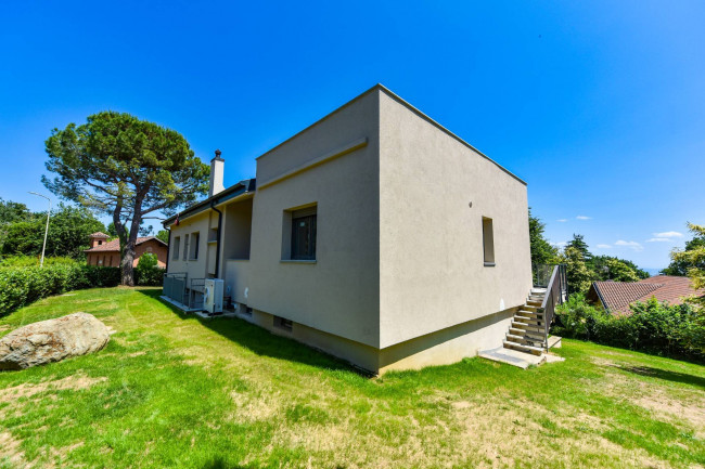 Villa Bifamiliare in vendita a Moncalieri