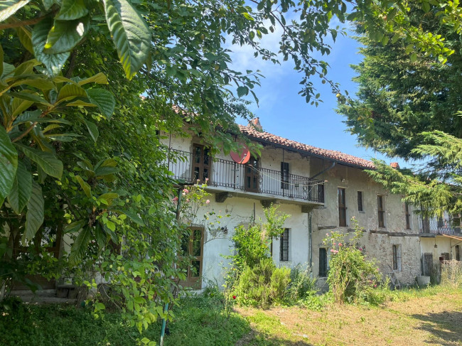 Porzione di casa in Vendita a Cocconato