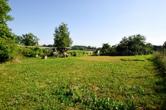 Terreno Agricolo in Vendita a Andezeno
