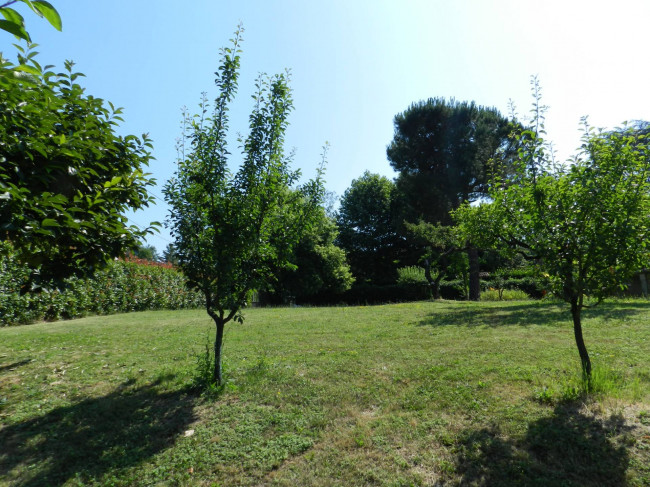 Villa in Vendita a Asti