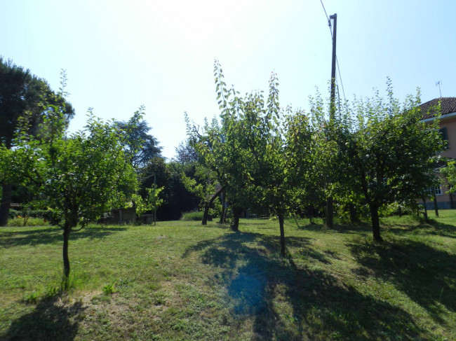 Villa in Vendita a Asti