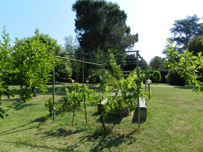 Villa in Vendita a Asti