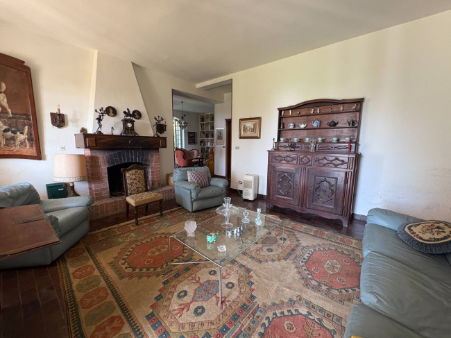 Villa in Vendita a Asti