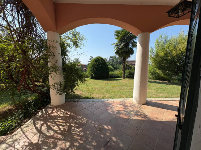 Villa in Vendita a Asti