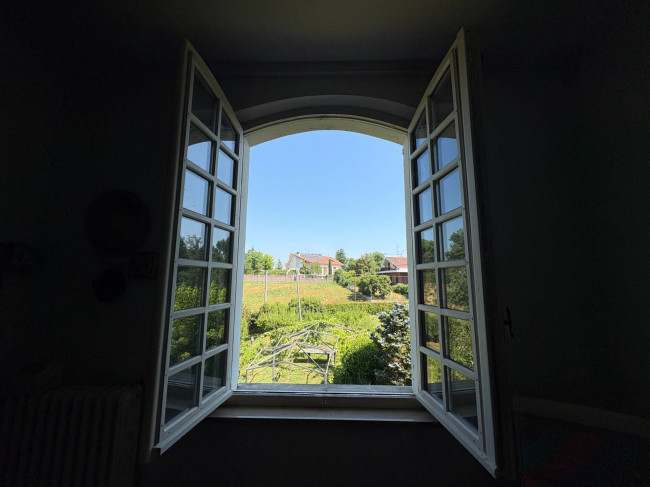 Villa in Vendita a Asti