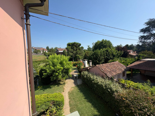 Villa in Vendita a Asti