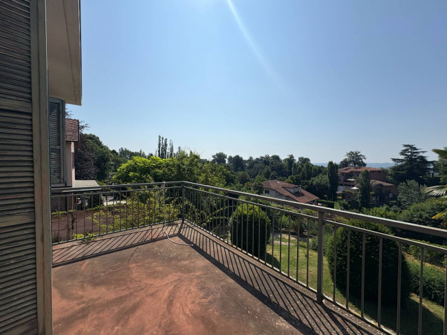 Villa in Vendita a Asti