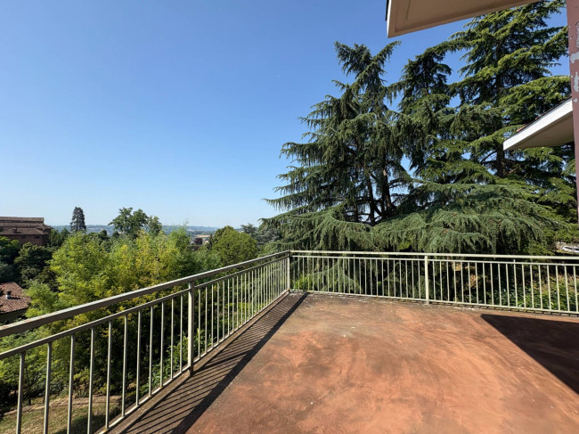 Villa in Vendita a Asti