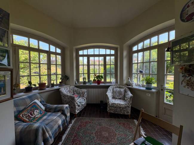 Villa in Vendita a Asti