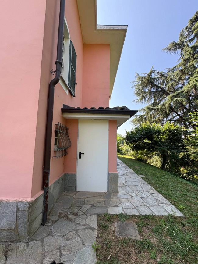 Villa in Vendita a Asti