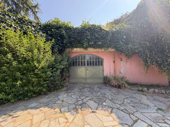 Villa in Vendita a Asti