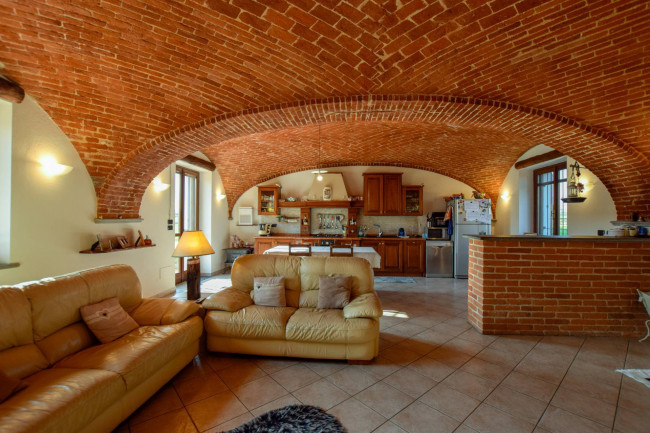 Casa indipendente in vendita a Poirino