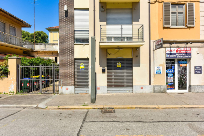 Locale commerciale in affitto a Torino