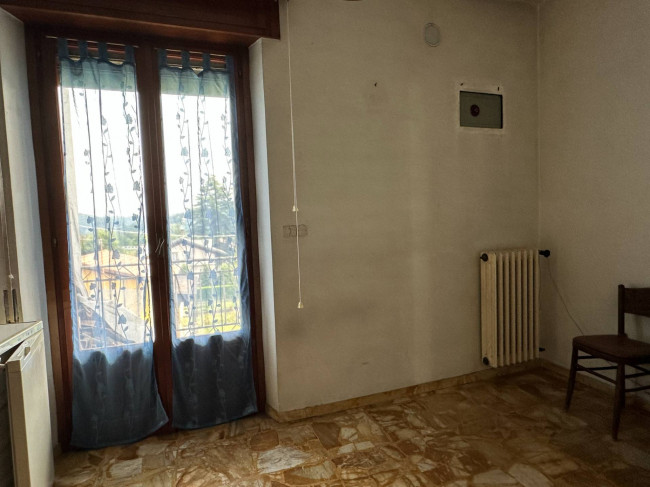 Appartamento in vendita a Lesegno