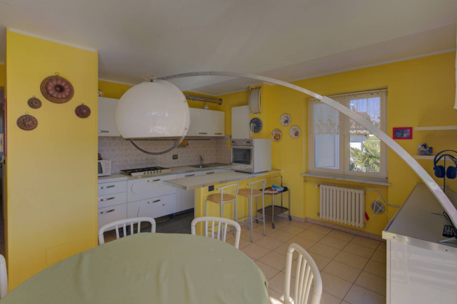 Appartamento in Vendita a Pino Torinese