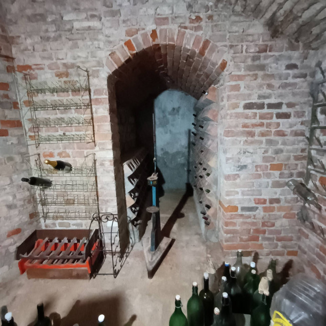 Villa in Vendita a Asti