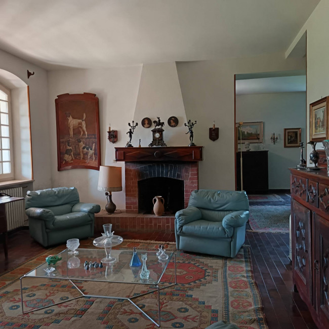 Villa in Vendita a Asti