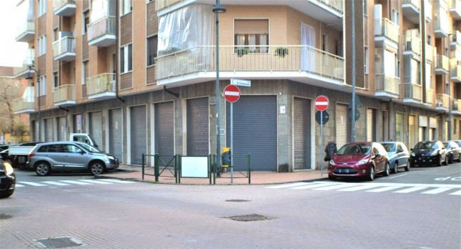Locale commerciale in affitto