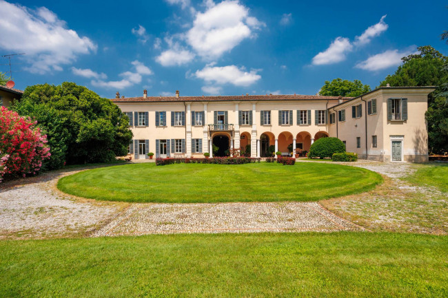Villa in Vendita a Castegnato