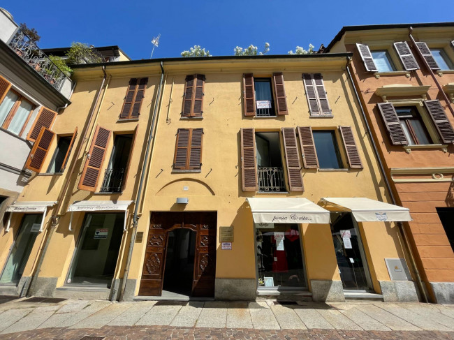 Appartamento in vendita