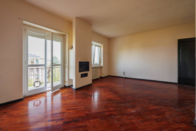  for Sale to San Mauro Torinese