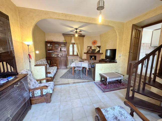Porzione di casa in vendita