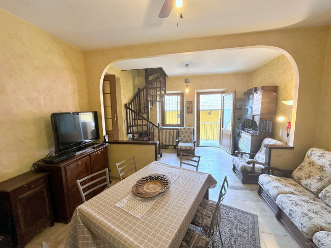 Porzione di casa in vendita