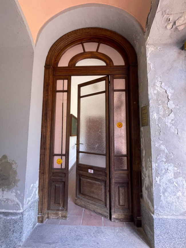 Stabile - Palazzo in Vendita a Asti
