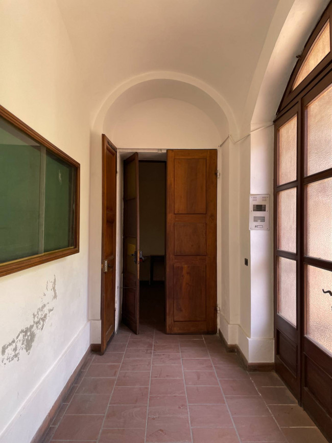 Stabile - Palazzo in Vendita a Asti