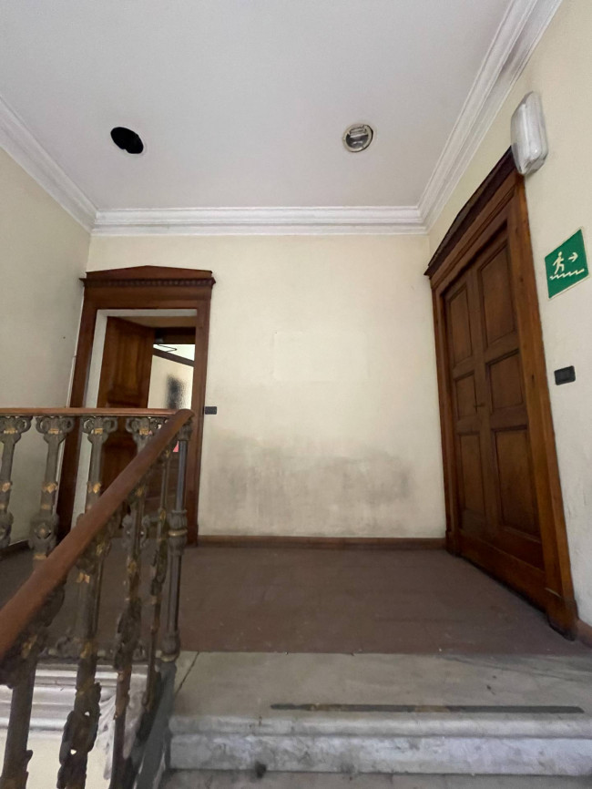 Stabile - Palazzo in Vendita a Asti