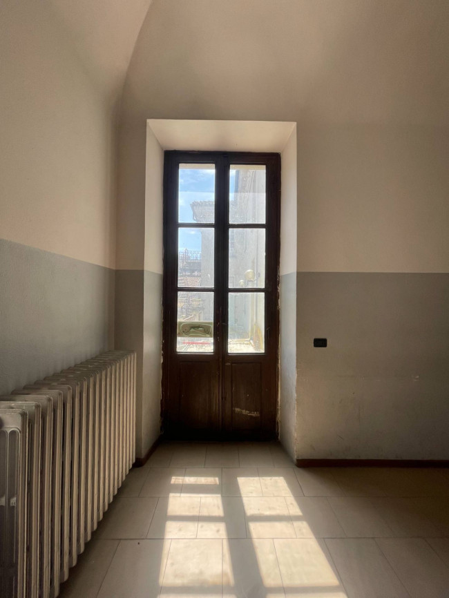 Stabile - Palazzo in Vendita a Asti