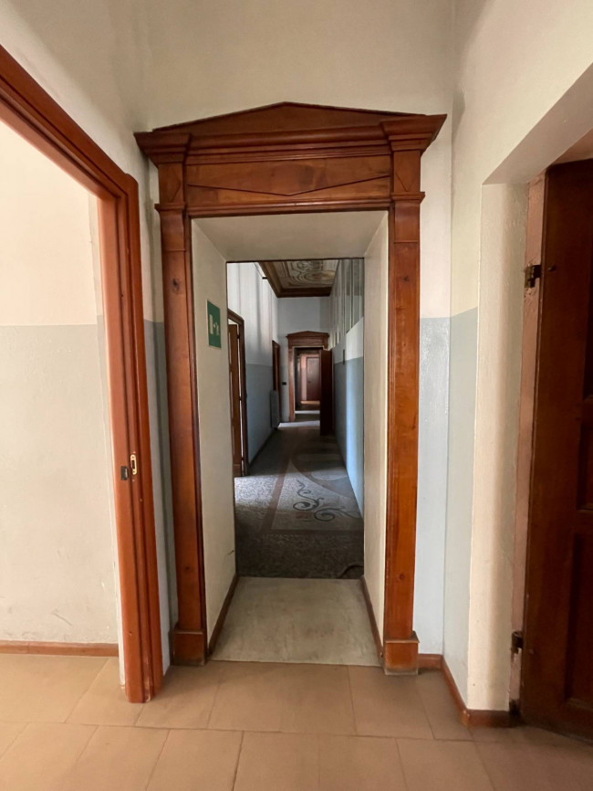 Stabile - Palazzo in Vendita a Asti