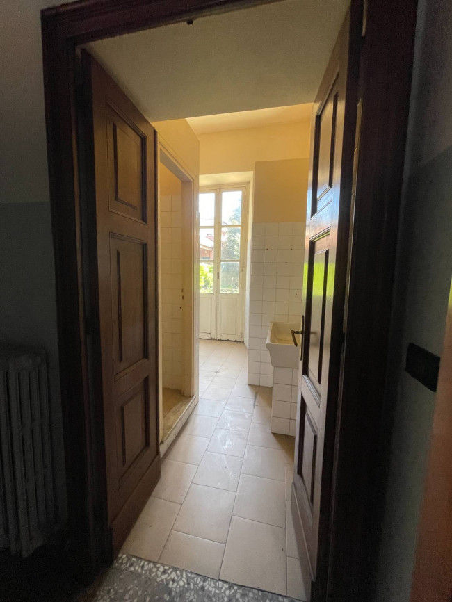 Stabile - Palazzo in Vendita a Asti