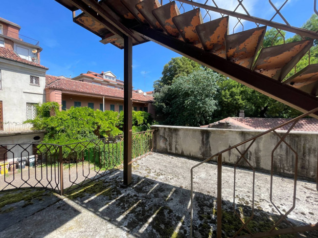 Stabile - Palazzo in Vendita a Asti