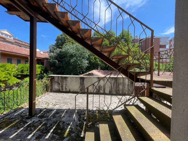 Stabile - Palazzo in Vendita a Asti