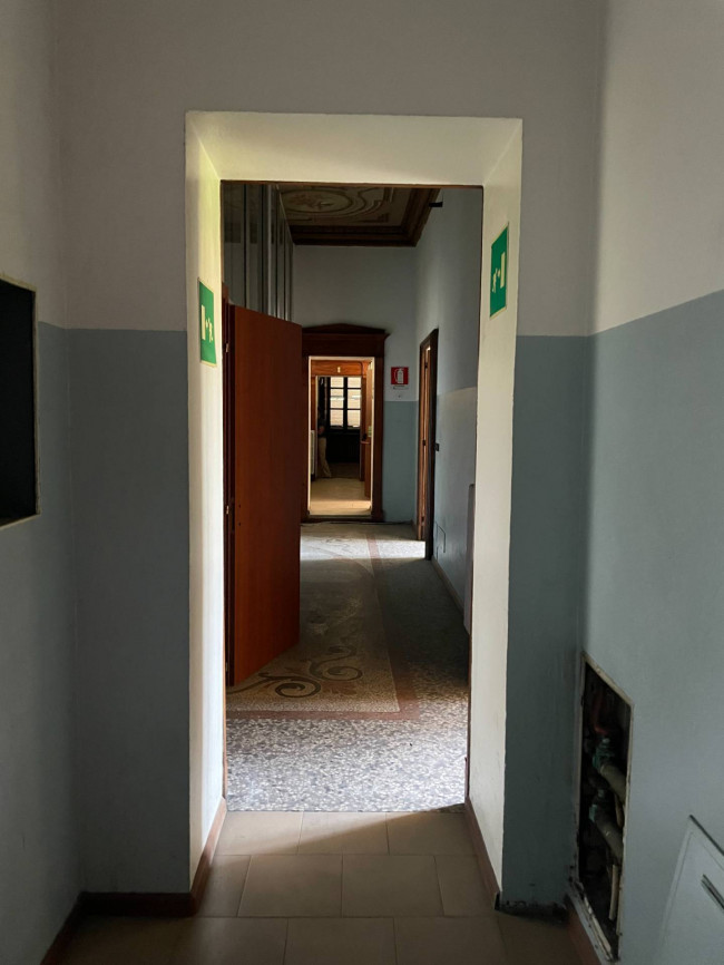 Stabile - Palazzo in Vendita a Asti